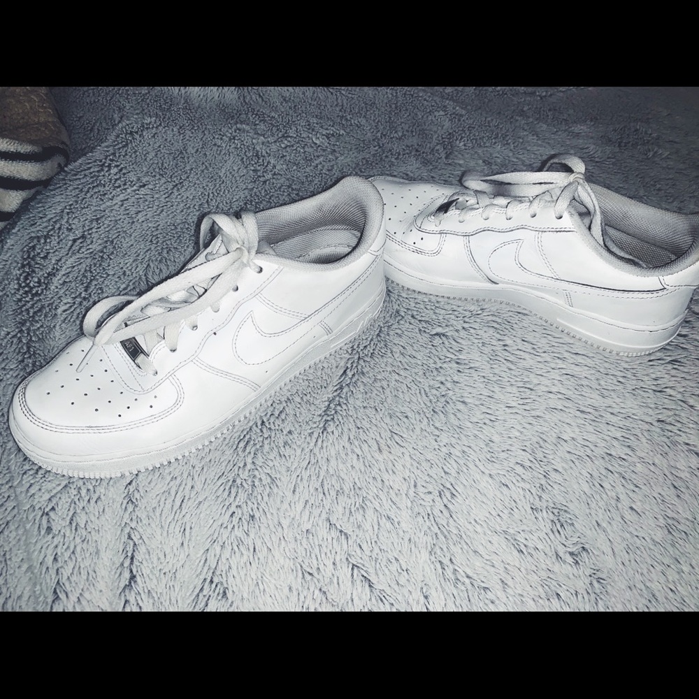 COPY - ALL WHITE AF1s
